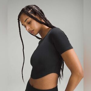 NWOT Lululemon Hold Tight Cropped T-Shirt
Black